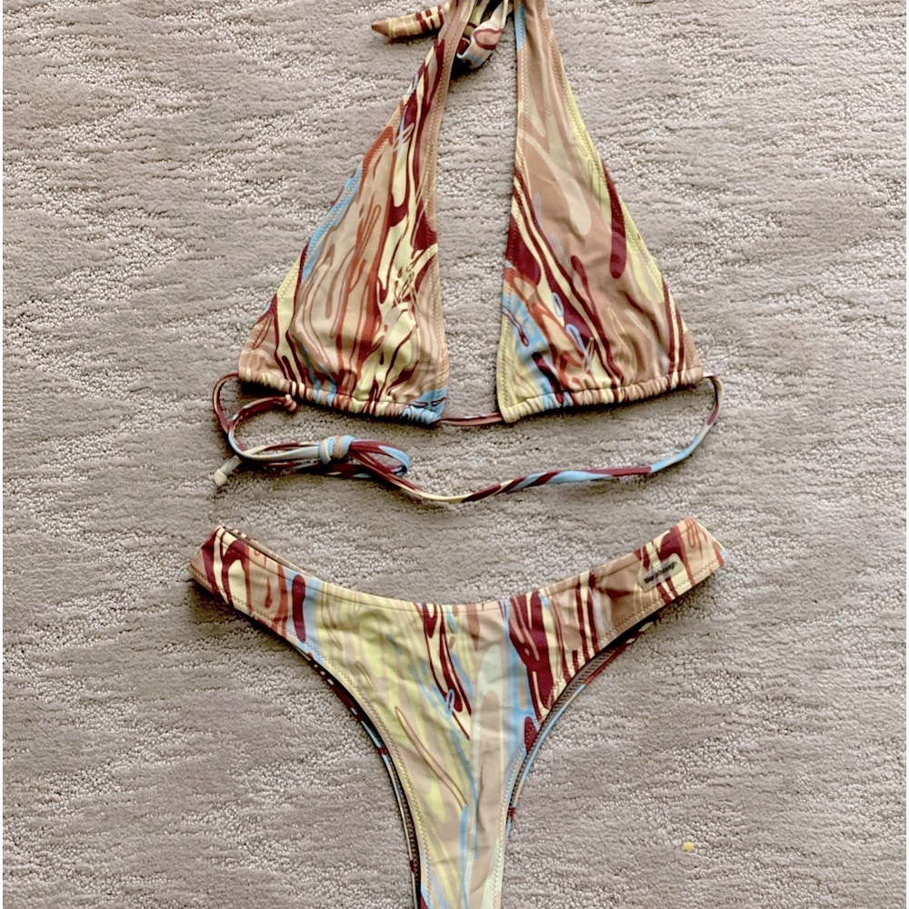 Blackbough BILLIE set in Limited Addition Marble Melt